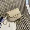 Bolsa quadrada pequena de axila da moda, bolsa de ombro retrô europeia e americana, linda bolsa feminina, nova bolsa elegante e da moda da primavera de 2026