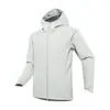 Descente Mismo Estilo Chaqueta de Esquí Ligera Hardshell para Hombre y Mujer Deportes al Aire Libre Cortavientos Impermeable Chaqueta de Esquí para Primavera y Otoño Cremallera Bidireccional Personalización