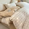Juego de cuatro piezas 100% algodón lavado, juego de ropa de cama de algodón puro a cuadros simple, amigable con la piel, para literas de dormitorios estudiantiles