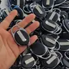 Hebilla Ovalada Negra de Fácil Apertura con Pinza Trasera Portatarjeta de Identificación Transparente Cinturón de Marca de Pecho Retráctil Clip para Llaves en stock