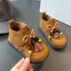 Botas para Bebé 2025 Otoño Nuevo Estilo Zapatos para Niño Botines para Niña Moda Cordones Borlas Velcro Botas para Niño