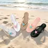 Chinelos de praia com estrela-do-mar para mulheres, sandálias casuais de cristal, chinelos de banheiro antiderrapantes de sola macia, estilo ins