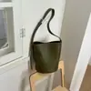 Bolsos populares para mujer de este año 2026 nuevo moderno moda retro bolso de hombro versátil para el día a día bandolera bolso tipo cubo
