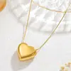 Colar Celebridade da Internet Novo Estilo Japonês e Coreano Grande Amor Feminino Rua Personalizado Pingente Vazado Coração de Pêssego Corrente de Clavícula Aço Titânio Vento Frio