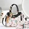 Bolsa Transversal Feminina da Moda, Bolsa de Mão para Mãe, Novo Modelo 2026, Bolsa de Ombro Único para o Dia a Dia com Acabamento de Luxo, Bolsa Feminina de Exportação