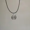 Collar de remolino solar europeo y americano transfronterizo Colgante de collar para vacaciones en la playa Cadena de clavícula exagerada estilo oceánico niche de lujo ligero