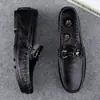 Zapatos de Frijol Estilo Caliente en Vivo para Hombre Piel Genuina Lujo Ligero Casual Zapatos de Cuero Slip-on Zapatos Perezosos para Conducir Hombre Suela Suave Mocasines