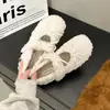 Zapatos de exterior para mujer dulces y mullidos para otoño e invierno 2026, estilo nuevo, forrados de felpa, punta poco profunda, versátiles, de suela plana, cálidos zapatos de algodón