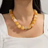 Colar Popular da Amazon na Cor Dopamina, Joia de Colar Geométrico com Contas da Moda e Única para Mulheres
