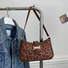 Bolso de Hombro Pequeño Cuadrado para Mujer 2025 Verano Retro Nueva Moda Tendencia para el Trabajo Bolso de Hombro Pequeño Cuadrado para Debajo del Brazo