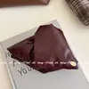 Presilha de Garra Triangular com Concha de Cetim Estilo Francês, Acessório de Cabelo Versátil de Alta Qualidade e Tendência para a Parte de Trás da Cabeça
