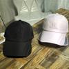 Chapéu de Sol Feminino Verão Estilo Coreano Tendência Versátil Proteção Solar com Letras Chapéu de Sol com Aba Larga para Homens e Mulheres Proteção UV com Tela para Uso Externo
