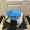 Bolsa de Ombro Versátil com Aba para o Dia a Dia Bolsa Quadrada Pequena Novo Estilo Verão 2025 Costura Corrente Personalizada Bolsa de Braço