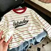 Camiseta de manga larga a rayas de retazos de algodón puro para niños, nuevo estilo primavera y otoño, camiseta básica elegante y holgada para niños