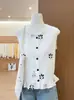 Camisa Bordada Doce e Picante Estilo Menina Francesa Nova para Mulheres Verão 2026, Cardigã Top Sem Manga Slim