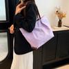 Bolsa de Ombro de Nylon Impermeável Grande Bolsa Satchel Tote Bag Nova Coleção Primavera 2025 Versátil Leve Fashionável Bolsa de Maternidade