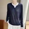 Camiseta Manga Longa Color Block Prata Névoa Gola Redonda Caimento Solto Novo Outono Gola V Costurada Top Camisa Base Cinza para Mulheres Outono