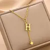 Collar Minimalista Europeo y Americano de Acero de Titanio con Colgante de Letra H para Mujer Estilo Elegante ins Hip-Hop Combinación Perfecta Joyería con Baño de Oro de 18K