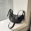 Bolsa Transversal Simples Popular Bolsa Feminina Estilosa ins Nova Estilo Transfronteiriça Versão Coreana de Inverno Cor Sólida Nicho Casual Bolsa de Ombro