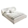 Cama de dormitorio estilo crema abrazando tela de algodón y lino cama dormitorio principal cama de boda cama tapizada suave cama con respaldo suave doble cama grande