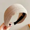 Diadema de Borde Ancho para Otoño e Invierno Estilo Coreano para Mujer Diadema Alta para la Parte Superior de la Cabeza Hace que la Cara Parezca Más Pequeña Sensación de Alta Calidad Pinza para el Cabello Accesorios para el Cabello Antideslizante Pinza para el Cabello Goma para el Cabello