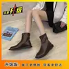 Botas Finas de Camurça Retrô para Mulheres 2026 Outono e Inverno Novo Estilo Versátil Botas Elásticas de Solado Grosso Estilo Coreano Zíper Traseiro Botas Curtas de Solado Grosso