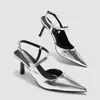Zapatos de tacón alto plateados de moda con punta fina estilo francés para mujer, nuevo estilo de verano, sandalias de tacón de aguja elegantes y femeninas con talón abierto, venta al por mayor