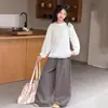 Roupas Infantis Meninas Roupas de Outono Colete Camada Base Calças de Pernas Largas 2026 Novo Estilo Crianças Médias e Grandes Meninas Estilo Primavera e Outono Conjunto de Três Peças