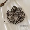 Scrunchie Estampa de Leopardo para Mulheres, Elástico de Cabelo de Alta Elasticidade para Coque ou Rabo de Cavalo, Acessório de Cabelo Elegante, Presilha de Tubarão