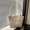 Bolsa Tote Tendência Primavera 2026 Nova Grande Capacidade Ombro Único Feminina para Trabalhadoras, Simples e Leve