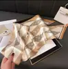 Bufanda de Seda para Mujer 2026 Nuevo Estilo Bufanda para Cuello con Sensación de Lujo, Larga y Rayada para Otoño, Combinable con Camisas, Estilo Coreano, Bufanda Versátil