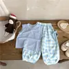 Conjunto de Calça Xadrez e Colete de Novo Estilo Transfronteiriço para Crianças Pequenas e Médias, Conjunto de Duas Peças Casual para Usar por Cima, Conjunto de Colete de Verão da Moda e Descolado para Meninas