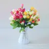 Atacado de fábrica Tulipa flor artificial 15 cabeças Botão de Magnólia flor artificial de seda decoração de sala de estar decoração de planta aquática atacado