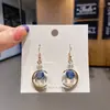 Conjunto de Brincos Pérola Borboleta Feminino Luxo Leve Nicho Alto Padrão Hélice da Orelha Acessórios de Orelha 2025 Novo Estilo Quente Brincos