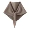 Cachecol triangular de caxemira, aquecedor de pescoço de tricô feminino, xale novo estilo outono/inverno, cachecol para usar por cima de outras roupas, lenço quadrado pequeno