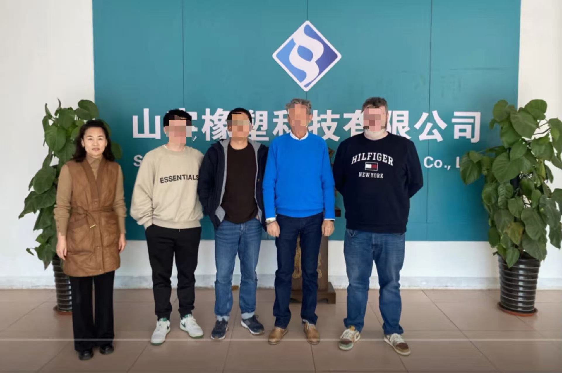 9e8263bb235a6c8d1eab9f4a70a484