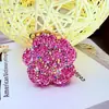 Popular Comercio Exterior Terciopelo Borla Diamante Llavero Lindo Flor de Ciruelo Bolso de Dama Colgante Llavero con Borla Venta al por Mayor
