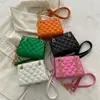 Bolso sencillo de moda para mujer 2024 principios de primavera bolso de cadena con relieve de rombos de moda bolso de hombro cruzado estilo occidental bolsa de mano para mujer