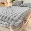 Falda de Cama de Terciopelo de Leche Cubierta Invierno Engrosada Totalmente Envuelto Cubierta de Cama Protector de Colchón para el Hogar Sábana Individual Cubierta de Cama de una Pieza