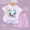 Conjunto esportivo infantil de desenho animado para meninos 2026 novo modelo conjunto de duas peças de verão para meninas em seda gelada de secagem rápida