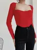 Chica Caliente Puro Deseo Cuello Cuadrado Bajo Tejido Falso de 2 Piezas para Mujer Otoño 2025 Nueva Moda Versátil Sexy Ajustado Top