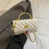 2026 Bolso Pequeño Cuadrado Acolchado con Cadena Estilo Nuevo Inspirado en Chanel para Mujer, Bolso de Hombro Cruzado de Gama Alta, Bolso de Mano Versátil de Moda