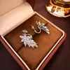 Pendientes de Flor y Hoja de Circonita Exquisitos Súper Brillantes, Pinzas para Orejas de Bobina de Mosquitos de Moda Estilo Coreano, Pendientes de Diseño de Nicho