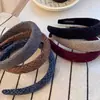 Tiara Retrô Larga em Formato de Coração para Mulheres 2025 Novo Estilo High-End para Sair Faixa de Cabelo Elegante Versátil Presilha Acessório de Cabelo