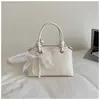 Bolsas de mano para mujer transfronterizas, modelo nuevo 2026, moda de alta gama, súper populares para el trabajo y los desplazamientos, bolso de hombro, bolso cruzado, bolso de mano