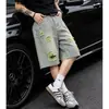 Shorts jeans rasgados estilo retrô americano 2026 para homens, design de verão, shorts casuais versáteis de perna reta, leve
