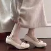 Zapatos de Tacón Alto con Lazo de Encaje Retro Estilo Francés para Mujer, Nuevo Modelo Otoño 2026, Zapatos Individuales Blancos Elegantes de Boca Baja con Tacón Grueso