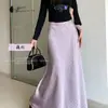 Saia Midi Longa de Cetim com Bolinhas Estilo Francês para Mulheres, Lançamento Primavera/Verão 2025 Cintura Alta Modeladora Acetato Caimento Cauda de Peixe