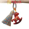 Chaveiro de Carro de Cavalo Corrente para Celular Yiming Xianyuan Escultura em Madeira Ano do Cavalo Pingente Cavalo do Zodíaco Pendente de Bolsa para Pendurar no Pescoço