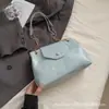Bolso Cruzado Versátil y Elegante 2026 Nuevo Modelo Moda de Nicho Gran Capacidad Bolso de Hombro Versátil para Viajes Diarios con Cadena